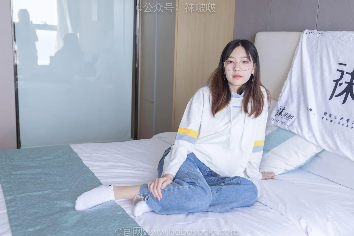 [BoBoSocks袜啵啵]NO.080 小甜豆-帆布鞋、白棉袜、肉丝（花絮版） [140P]插图3